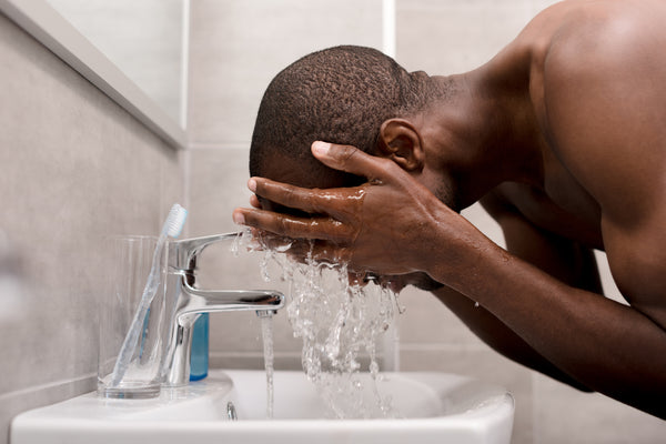 Skincare 101: The Right Way to Wash Your Face