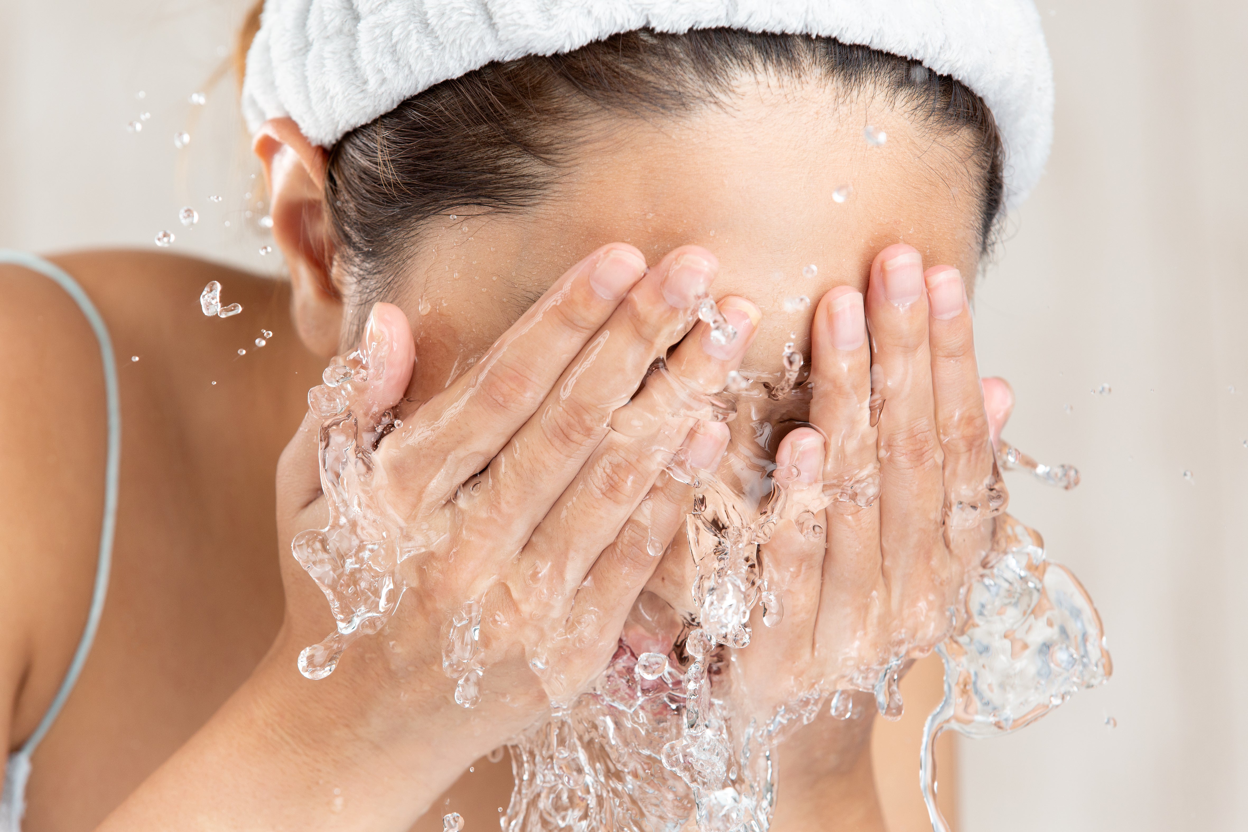 Can I use Niacinamide with Hyaluronic Acid and Vitamin C? Procoal