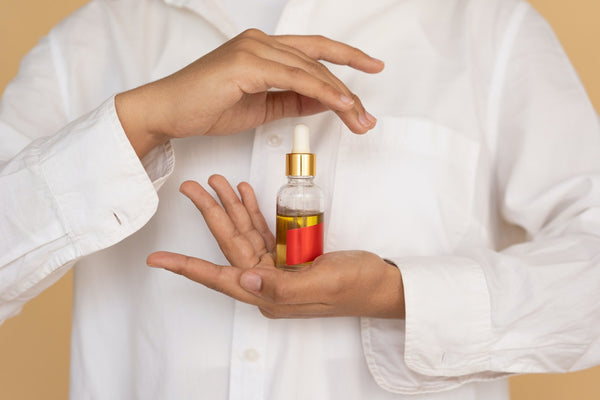 Can You Use Niacinamide and Azelaic Acid Together?