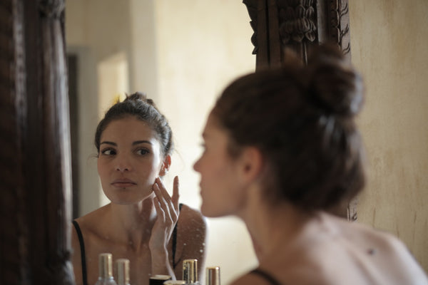 Skincare Benefits of Salicylic Acid - Why Is Salicylic Acid Good for Skin?